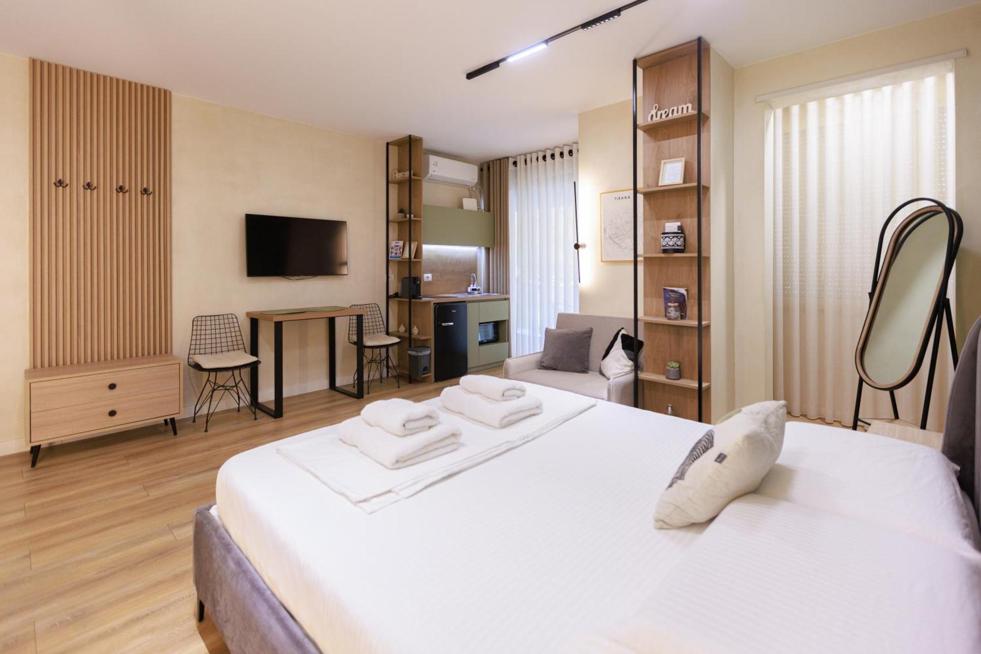 Syncron Apartments In The Center Of Tirana Exterior photo